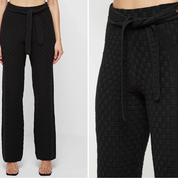 Knitted high waisted trousers & crossover top - Picture 3 of 7